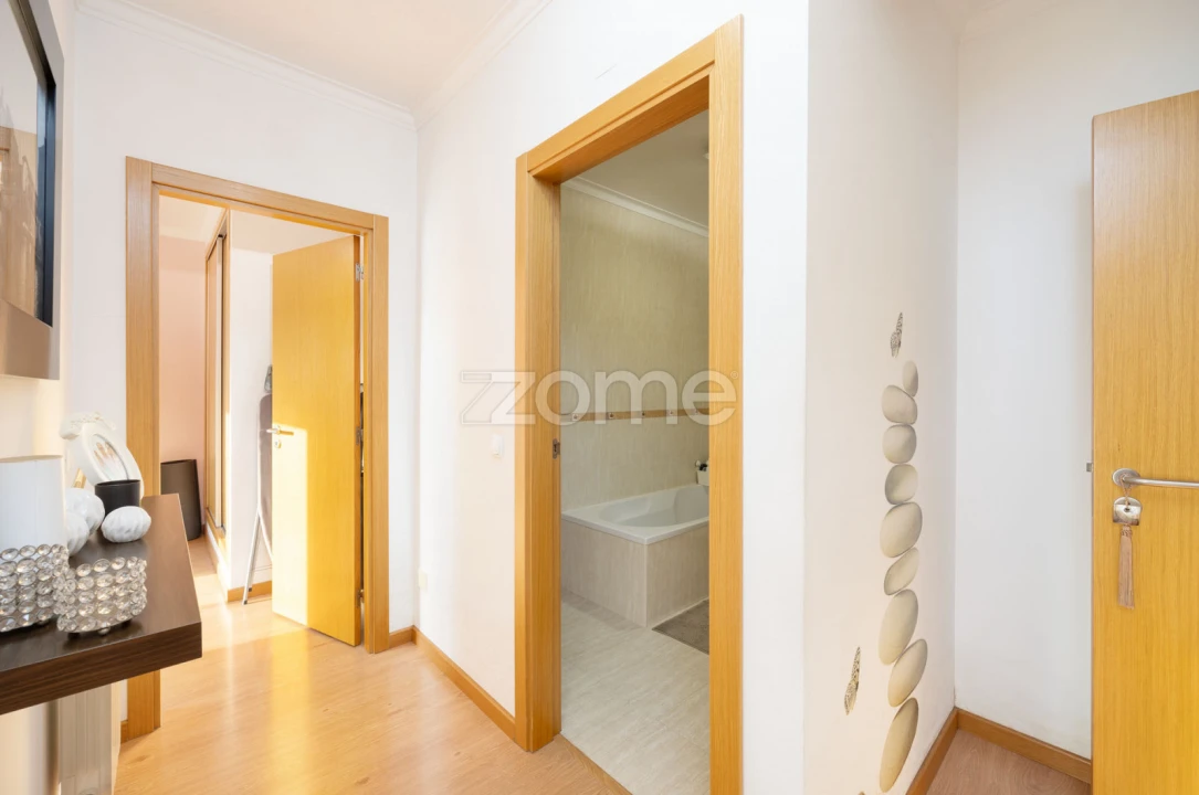 Apartamento T2 para Venda em Leiria, Pousos, Barreira e Cortes Foto 29