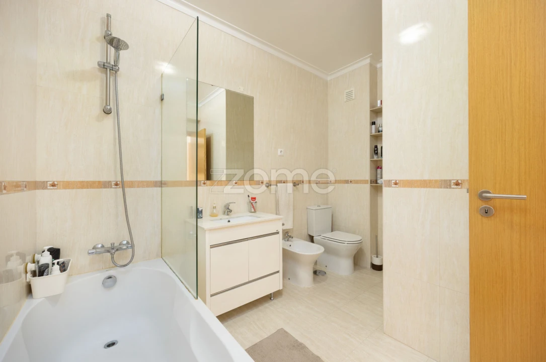 Apartamento T2 para Venda em Leiria, Pousos, Barreira e Cortes Foto 21