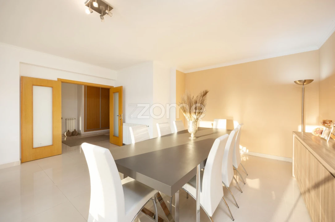 Apartamento T2 para Venda em Leiria, Pousos, Barreira e Cortes Foto 9