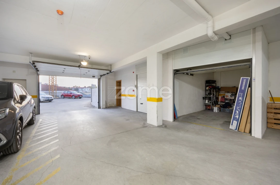 Apartamento T2 para Venda em Leiria, Pousos, Barreira e Cortes Foto 35