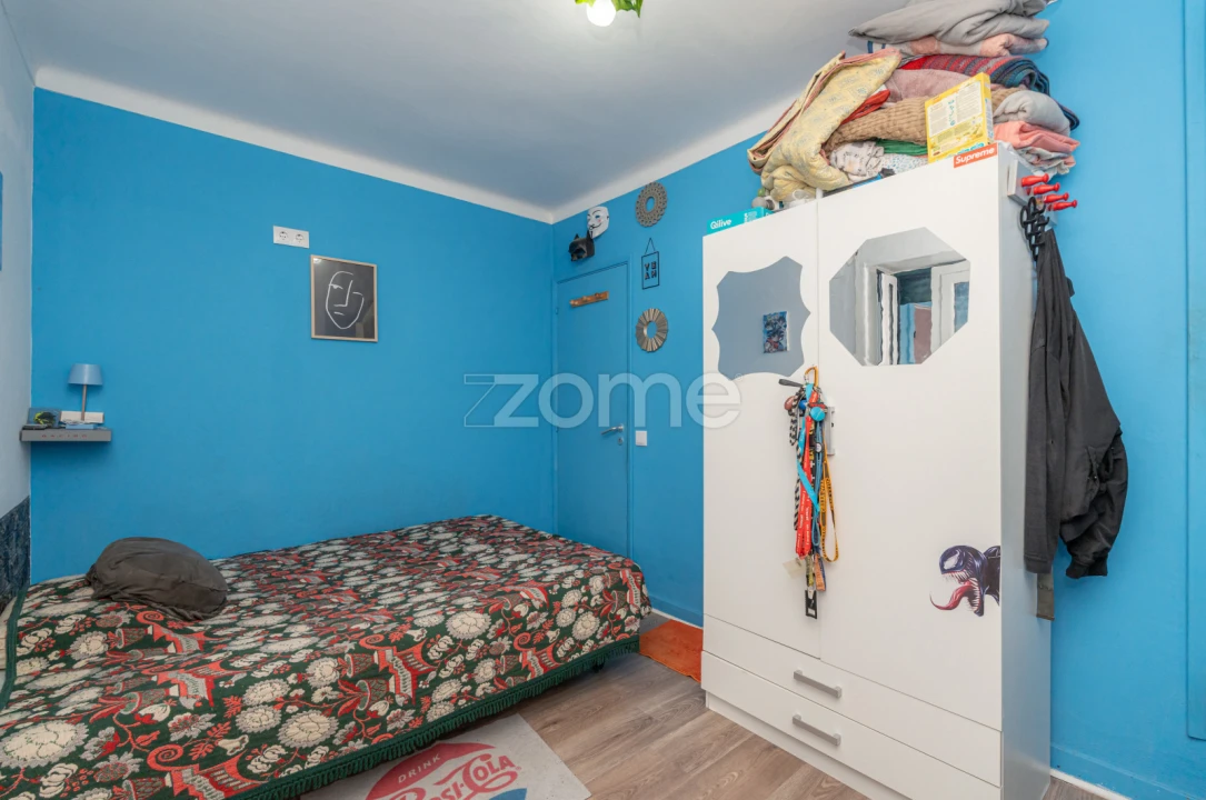 Moradia T2 para Venda em Santo Antonio dos Olivais Foto 11