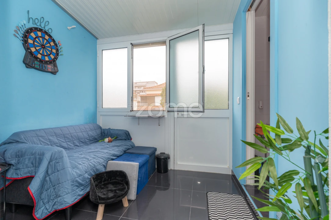 Moradia T2 para Venda em Santo Antonio dos Olivais Foto 15