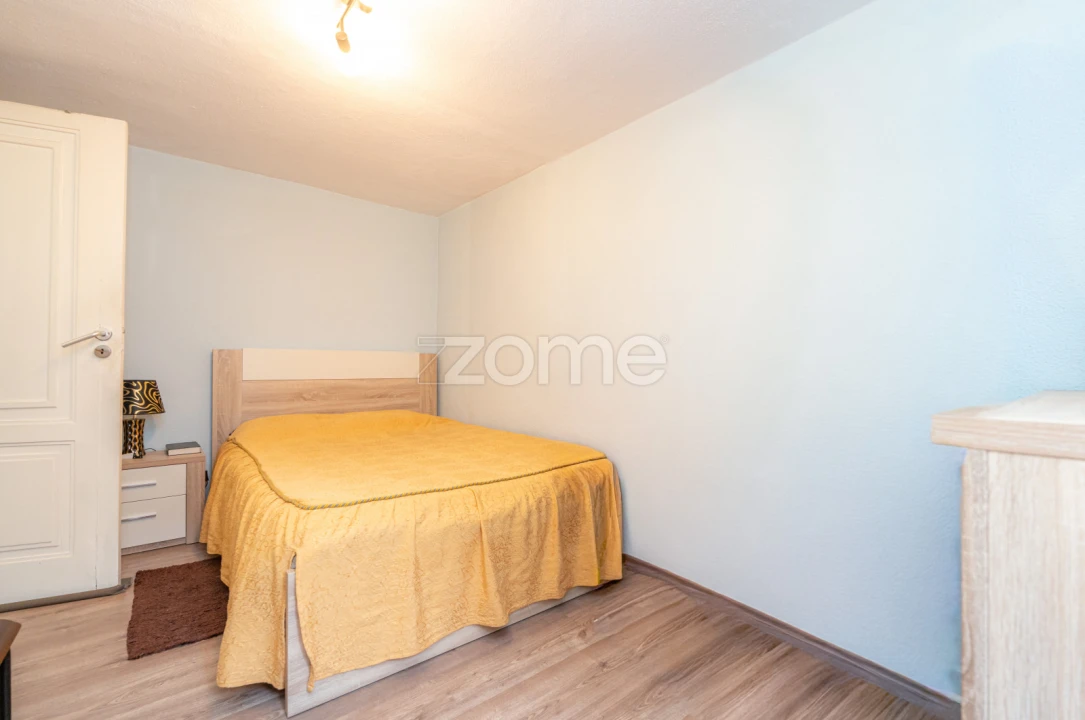 Moradia T2 para Venda em Santo Antonio dos Olivais Foto 25