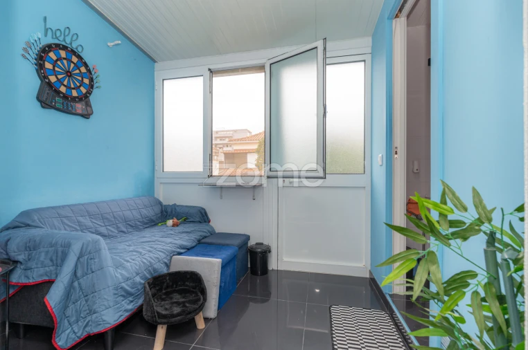 Moradia T2 para Venda em Santo Antonio dos Olivais Foto 15