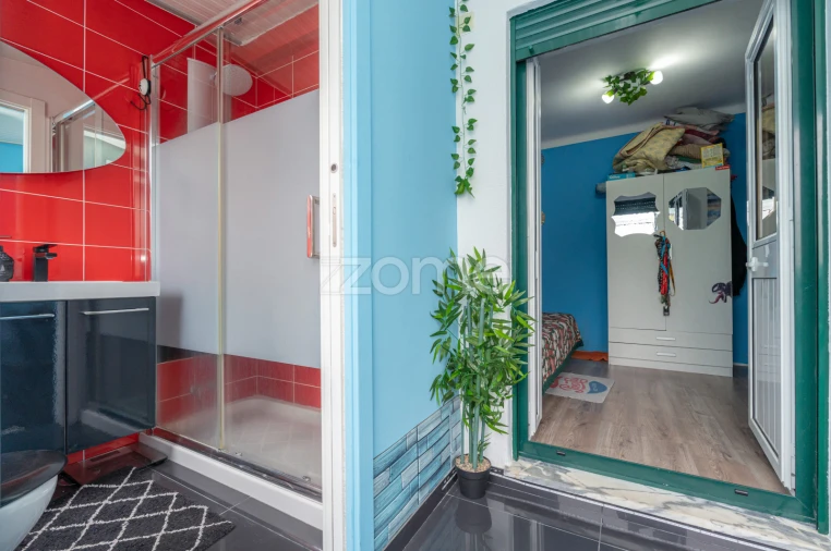 Moradia T2 para Venda em Santo Antonio dos Olivais Foto 16