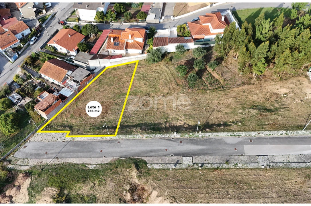 Terreno para Venda em Santo Antonio dos Olivais Foto 2
