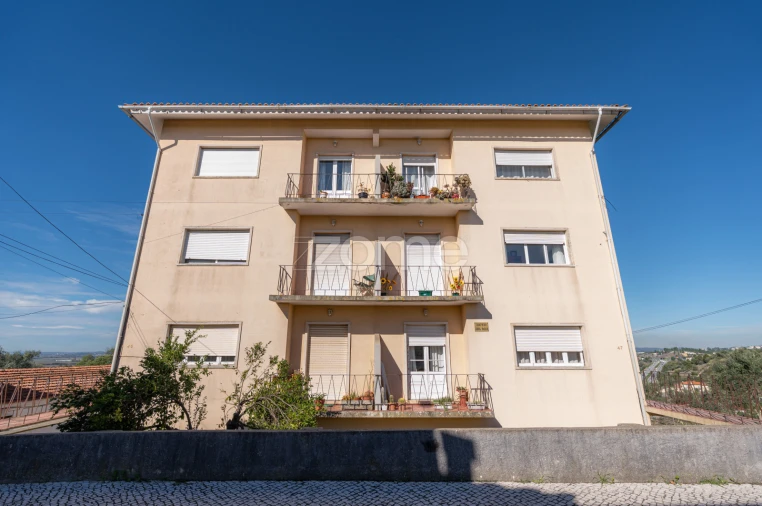 Apartamento T2 para Venda em Eiras e São Paulo de Frades Foto 4