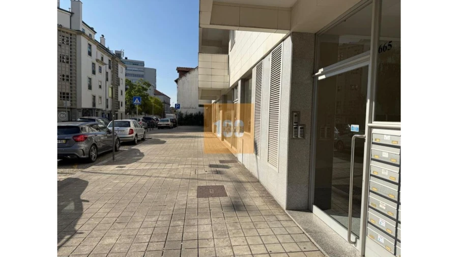 Negócio para Venda em Cedofeita, Santo Ildefonso, Sé, Miragaia, São Nicolau e Vitória Foto 17