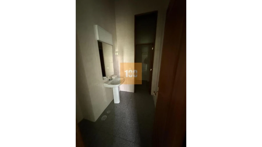 Negócio para Venda em Cedofeita, Santo Ildefonso, Sé, Miragaia, São Nicolau e Vitória Foto 18