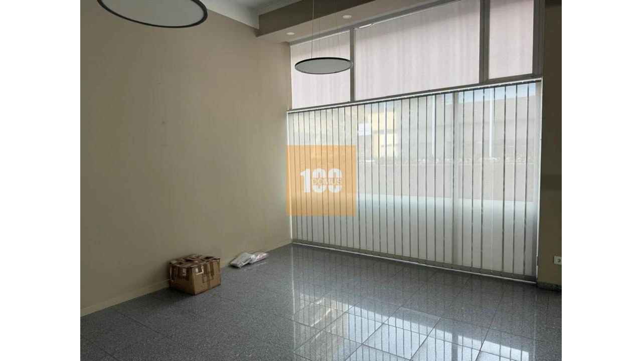 Negócio para Venda em Cedofeita, Santo Ildefonso, Sé, Miragaia, São Nicolau e Vitória Foto 5