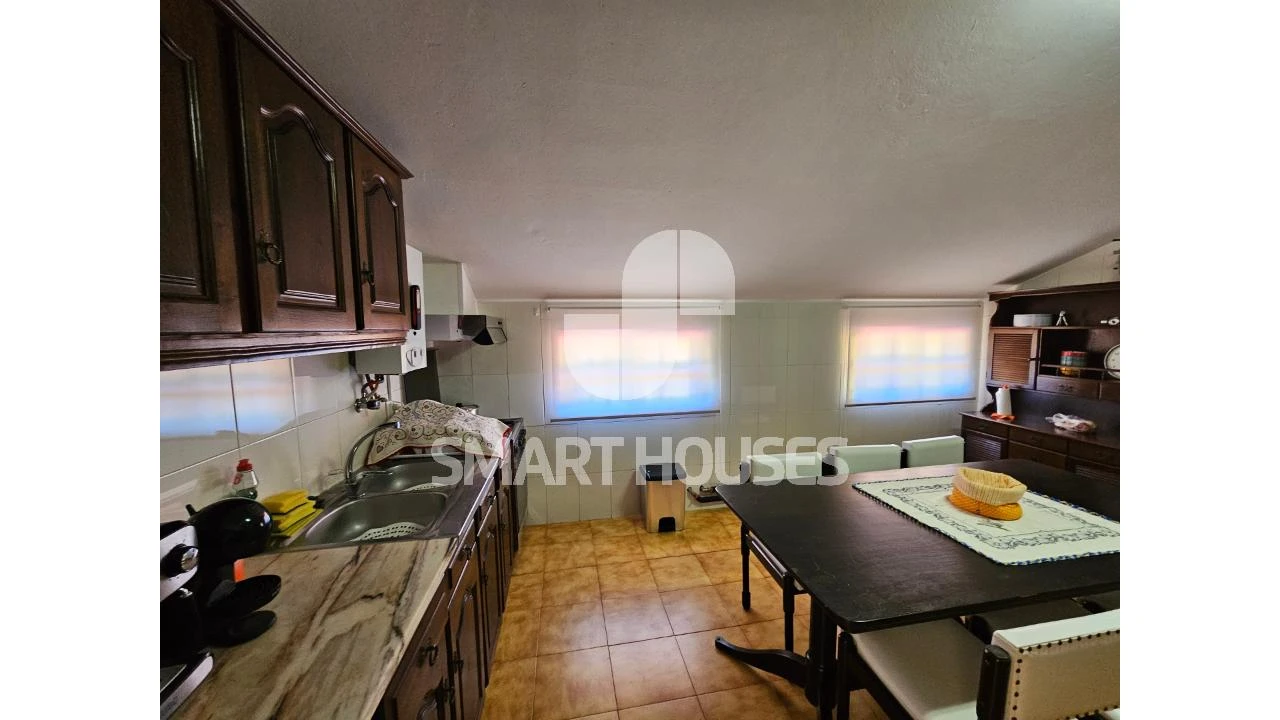 Apartamento T2 para Arrendamento em Sarzedo Foto 2