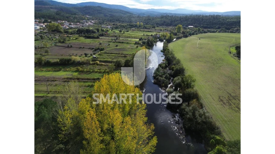 Moradia T1 para Venda em Secarias Foto 30