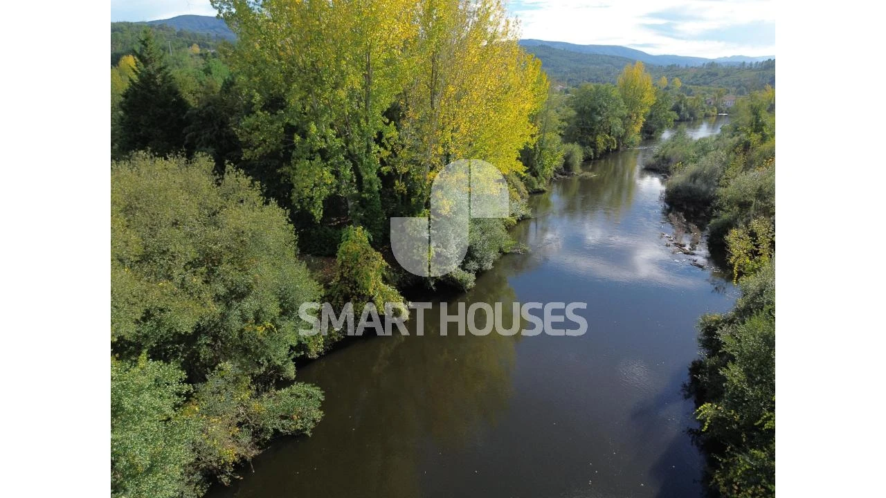 Moradia T1 para Venda em Secarias Foto 29