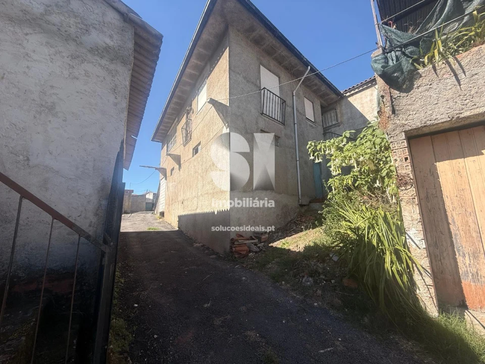 Moradia T4 para Venda em Almalagues Foto 21