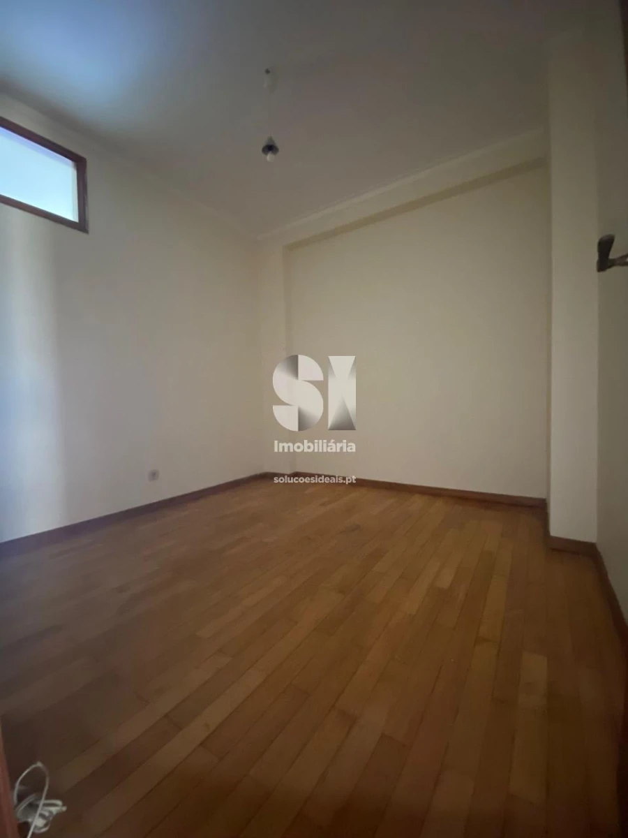 Apartamento T2 para Venda em São Vitor (Braga) Foto 14