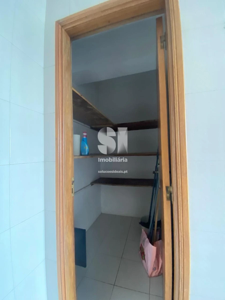 Apartamento T2 para Venda em São Vitor (Braga) Foto 16