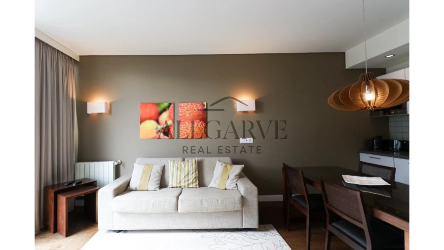 Apartamento T1 para Venda em Monchique Foto 6