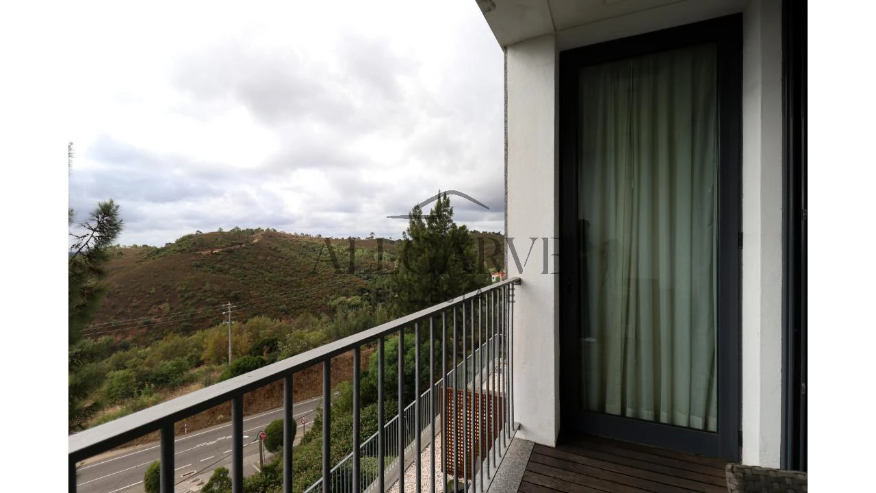 Apartamento T1 para Venda em Monchique Foto 10