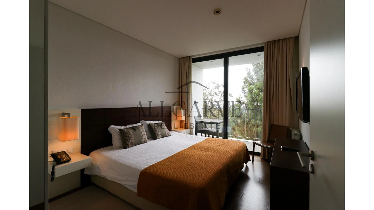 Apartamento T1 para Venda em Monchique Foto 13