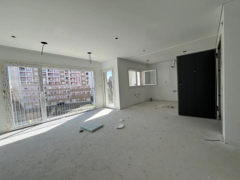 Apartamento T2 para Venda em Corroios Foto 1