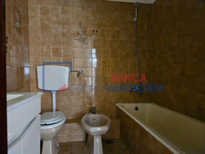 Apartamento T2 para Venda em Corroios Foto 13