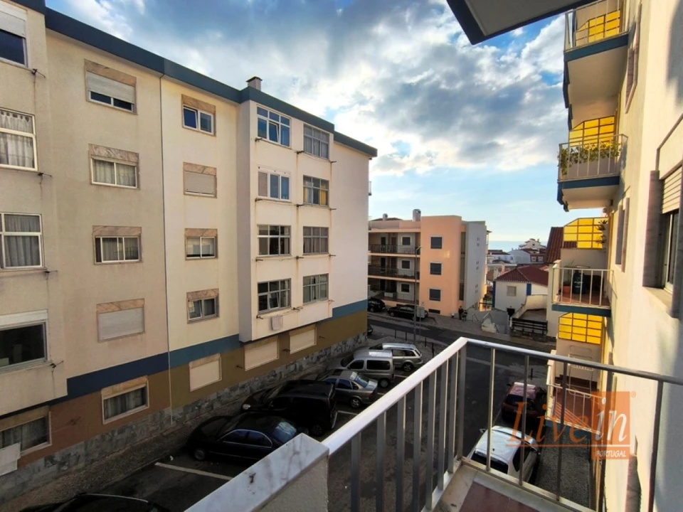 Apartamento T2 para Arrendamento em Ericeira Foto 1