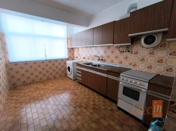 Apartamento T2 para Arrendamento em Ericeira Foto 3