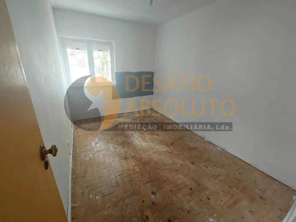 Apartamento T3 para Venda em Laranjeiro e Feijó Foto 11