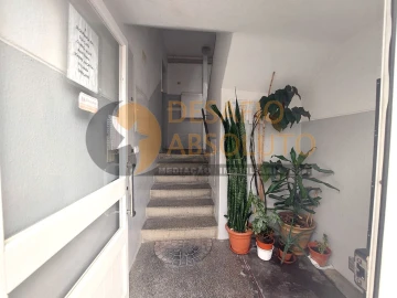 Apartamento T3 para Venda em Laranjeiro e Feijó