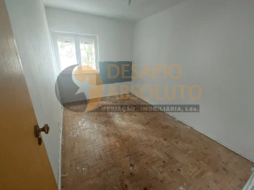 Apartamento T3 para Venda em Laranjeiro e Feijó