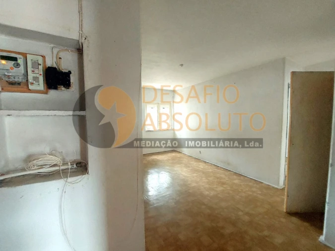 Apartamento T3 para Venda em Laranjeiro e Feijó Foto 2