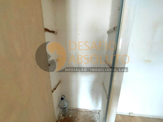 Apartamento T3 para Venda em Laranjeiro e Feijó Foto 4