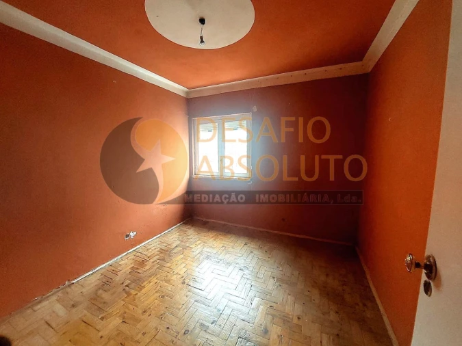 Apartamento T3 para Venda em Laranjeiro e Feijó Foto 7
