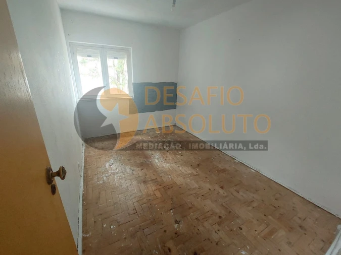 Apartamento T3 para Venda em Laranjeiro e Feijó Foto 8