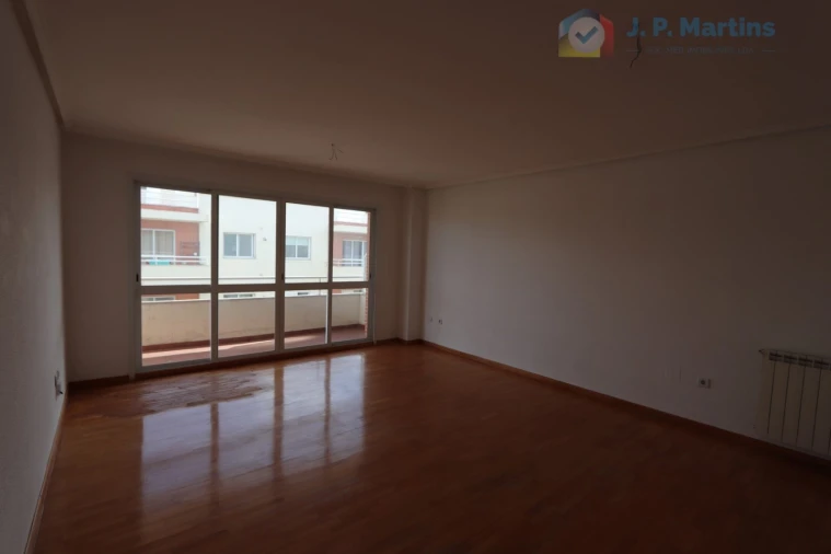 Apartamento T3 para Venda em Alhos Vedros Foto 3