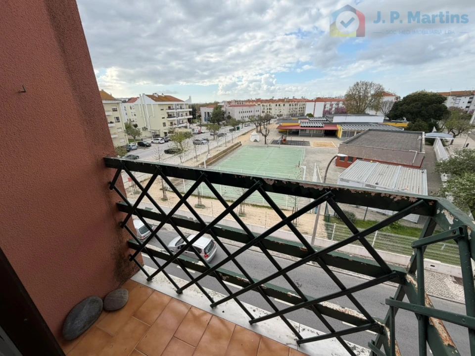 Apartamento T3 para Venda em Moita Foto 2
