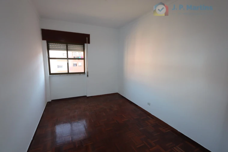Apartamento T3 para Venda em Moita Foto 8
