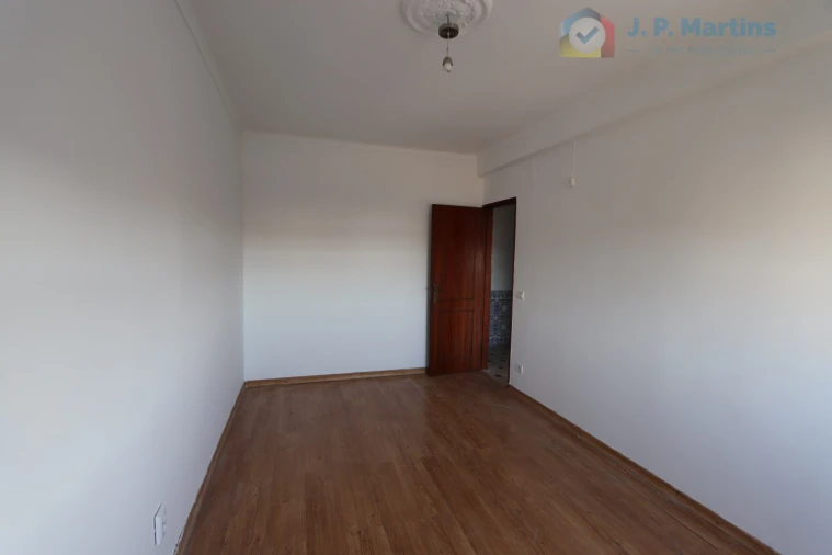 Apartamento T3 para Venda em Moita Foto 16