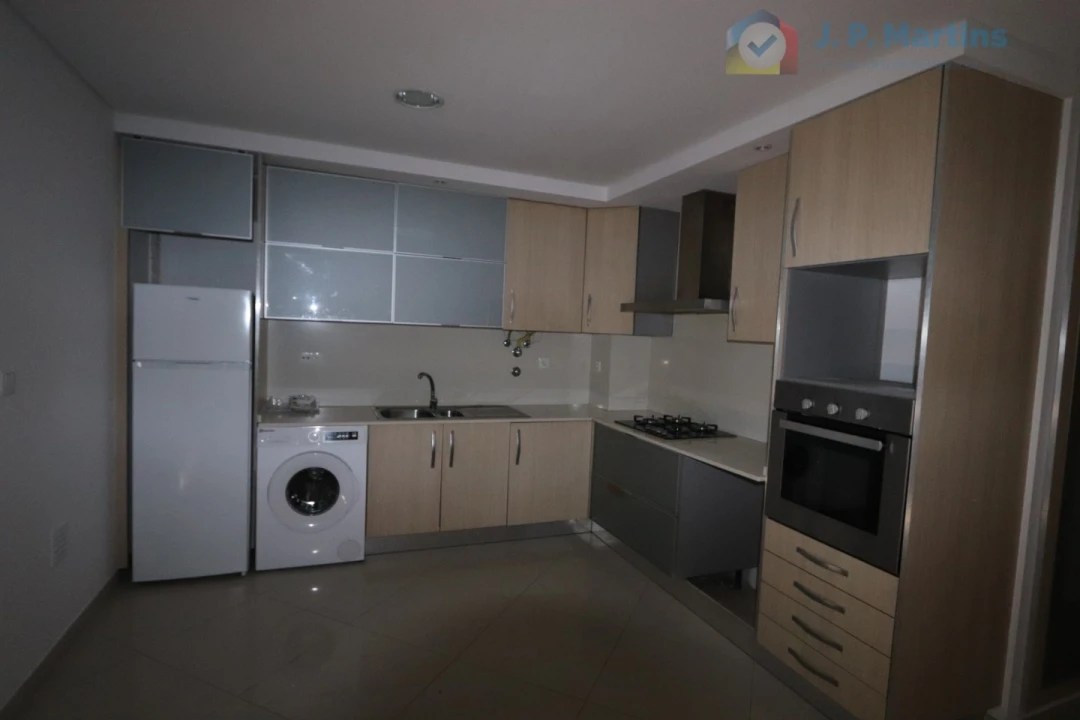 Apartamento T4 para Venda em Pinhal Novo Foto 1