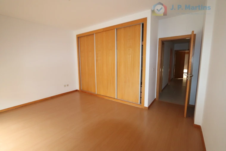 Apartamento T3 para Venda em Pinhal Novo Foto 9