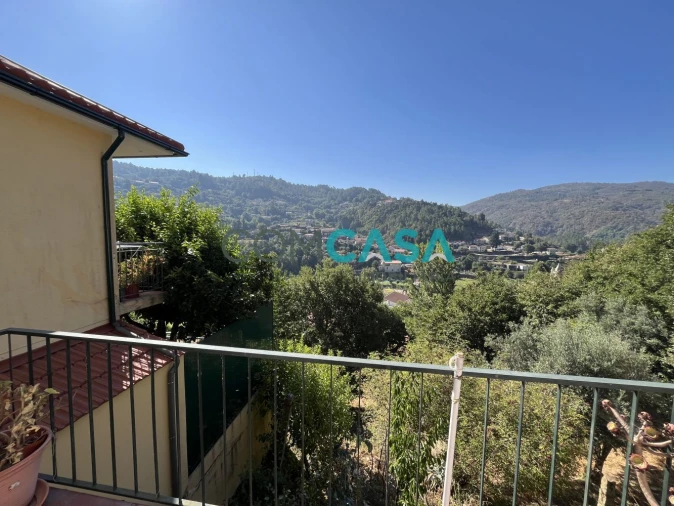 Moradia T3 para Venda em Ansiães Foto 2