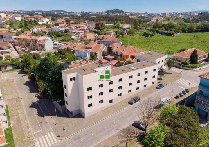 Apartamento T2 para Venda em Campanhã Foto 15