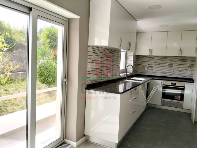 Apartamento T3 para Venda em Santa Clara e Castelo Viegas Foto 3