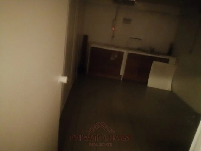 Loja para Arrendamento em Sacavém e Prior Velho Foto 5