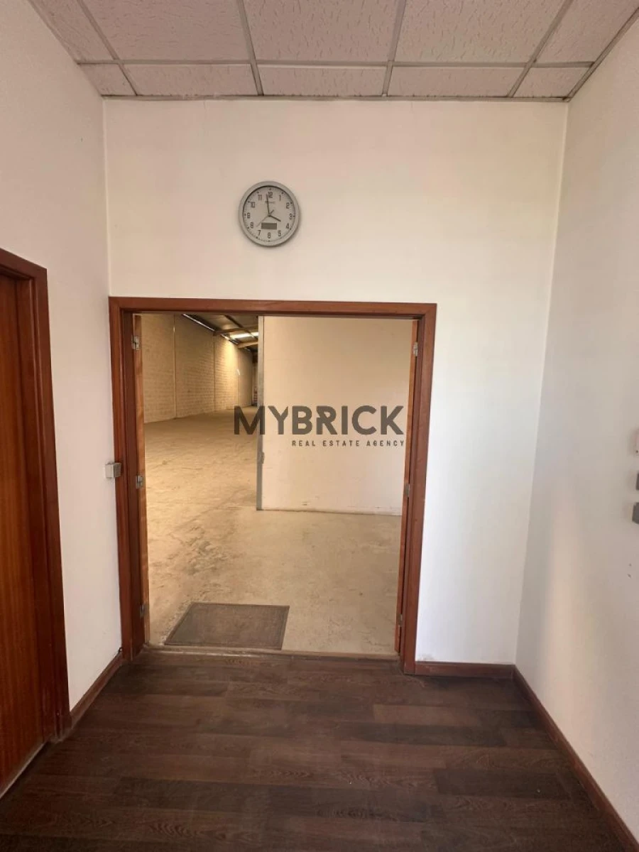 Loja para Arrendamento em Fânzeres e São Pedro da Cova Foto 4