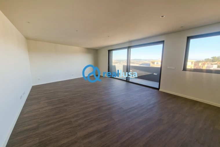 Apartamento T3 para Venda em Mafamude e Vilar do Paraíso Foto 1