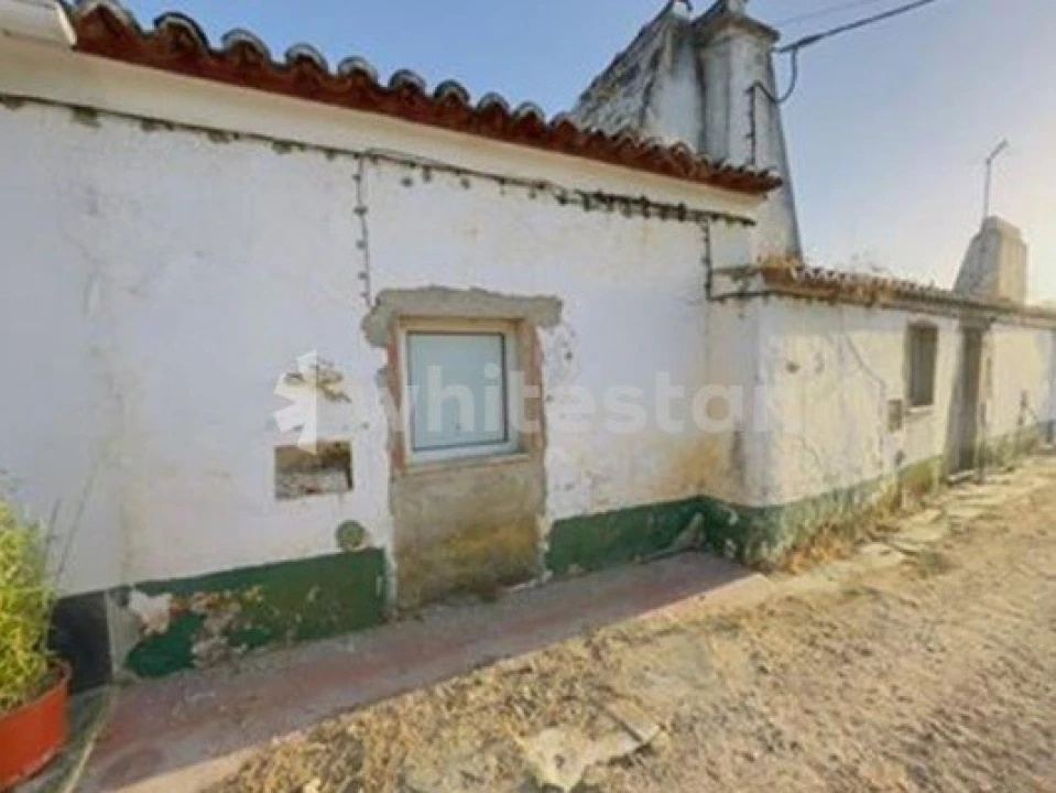 Moradia T4 para Venda em São Domingos de Ana Loura Foto 2