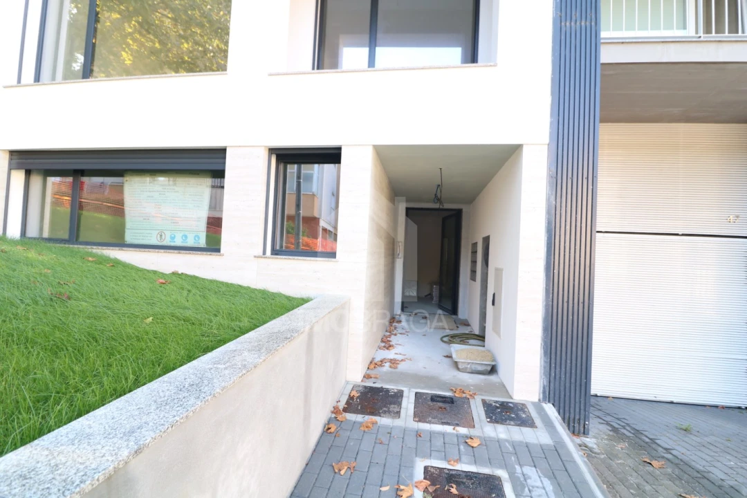 Apartamento T3 para Venda em Braga (Maximinos, Sé e Cividade) Foto 21