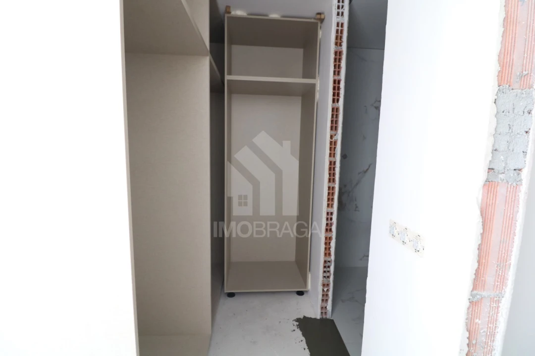 Apartamento T3 para Venda em Braga (Maximinos, Sé e Cividade) Foto 25