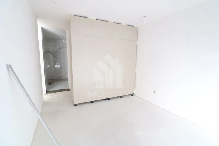 Apartamento T3 para Venda em Braga (Maximinos, Sé e Cividade) Foto 37